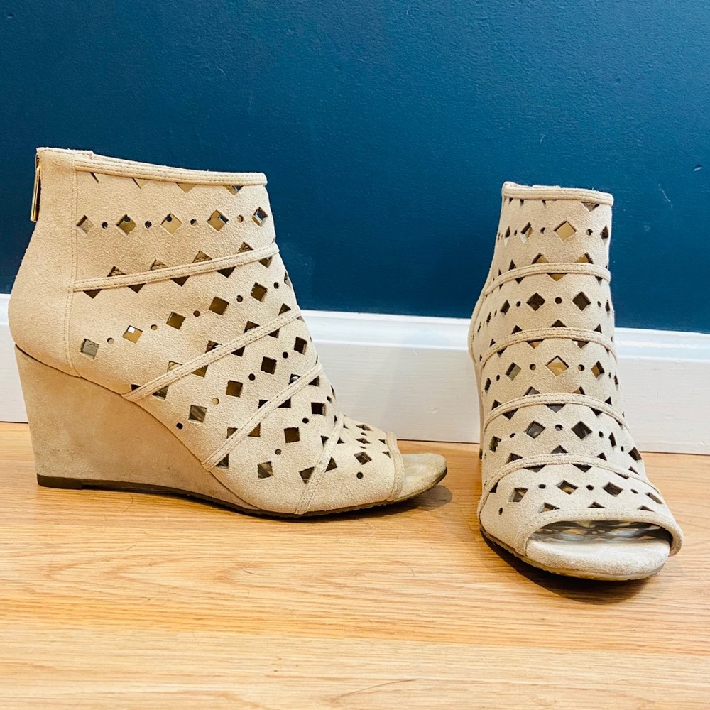 ⭐️MICHAEL KORS⭐️ open toe booties
